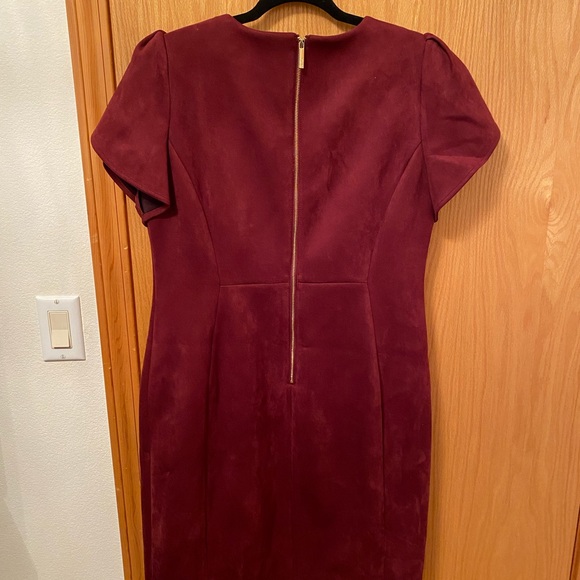 Calvin Klein size 14 mulberry suede dress - Picture 3 of 3